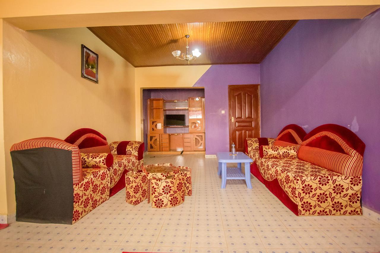 Grande Hotel Isiolo Zewnętrze zdjęcie