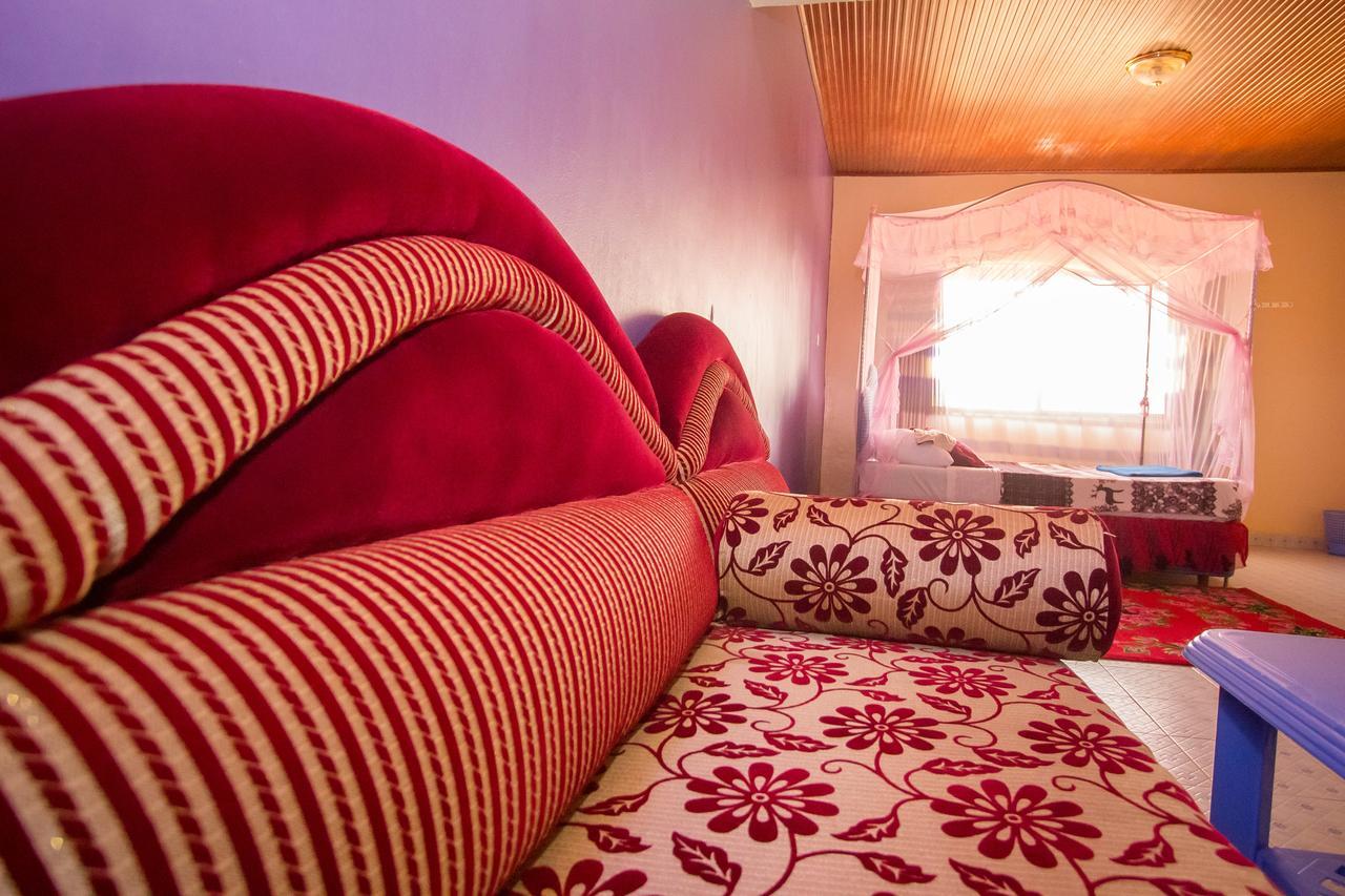 Grande Hotel Isiolo Zewnętrze zdjęcie