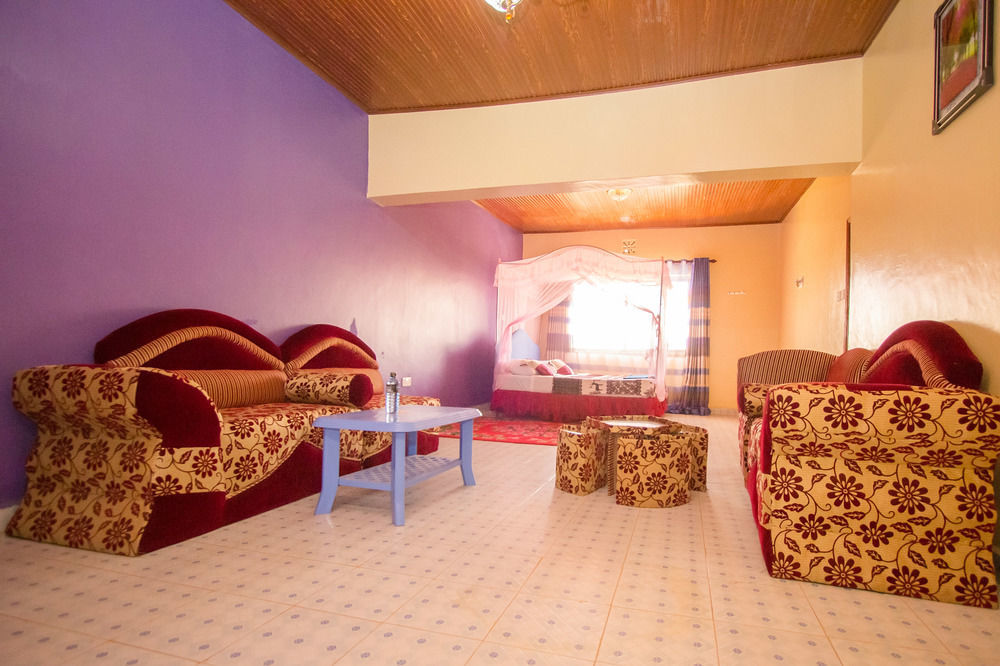 Grande Hotel Isiolo Zewnętrze zdjęcie